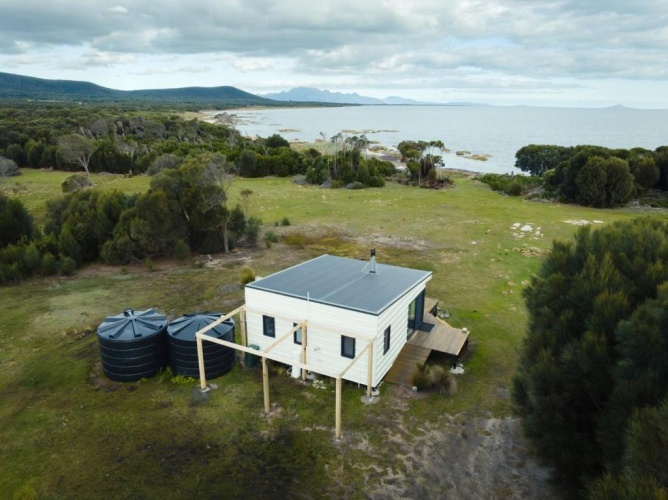 2 Bedrooms Cottage