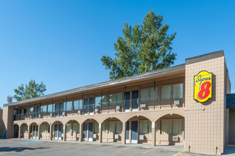 Super 8 Village Calgary
