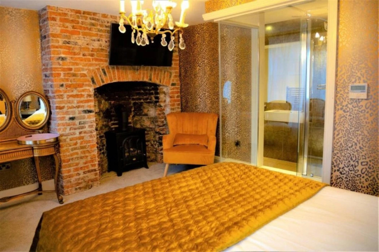 OYO The Townhouse