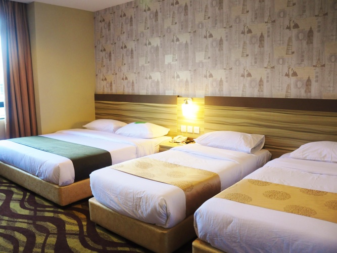 Deluxe Quadruple room