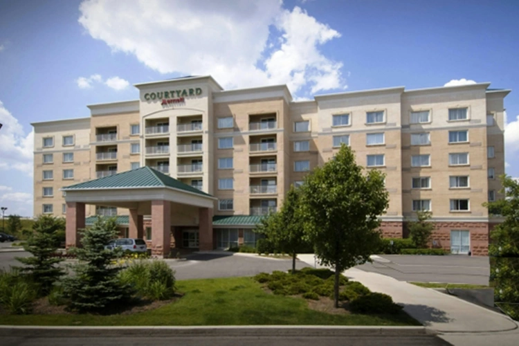 Courtyard Toronto Vaughan
