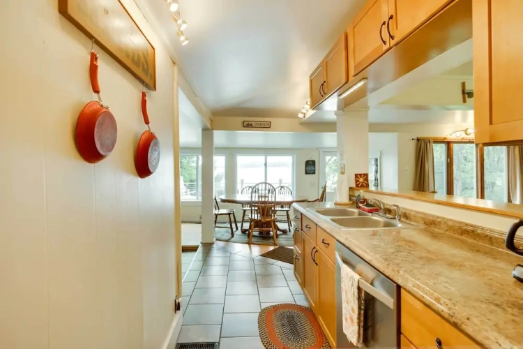 2 Bedrooms Cottage
