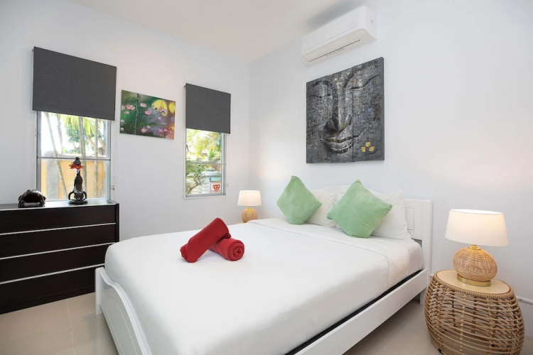 3BR Pool Villa Prima Near NaiHarn Beach
