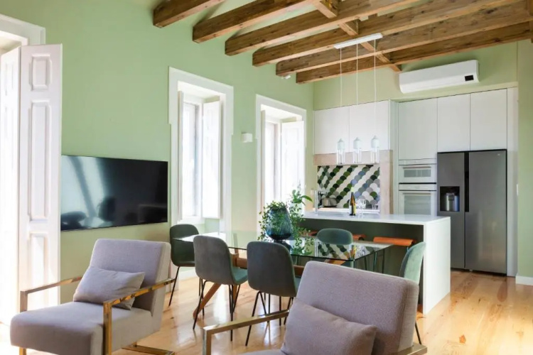Lisbon Panoramic View -3Bedrs+3Baths+ Balconies+AC