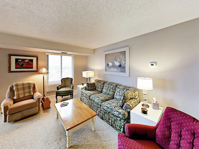 20th Avenue North #1004 - 2 Br Condo
