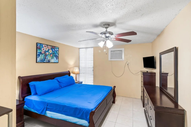 One Nice Caribbean View 1 Bedroom Condo by RedAwning