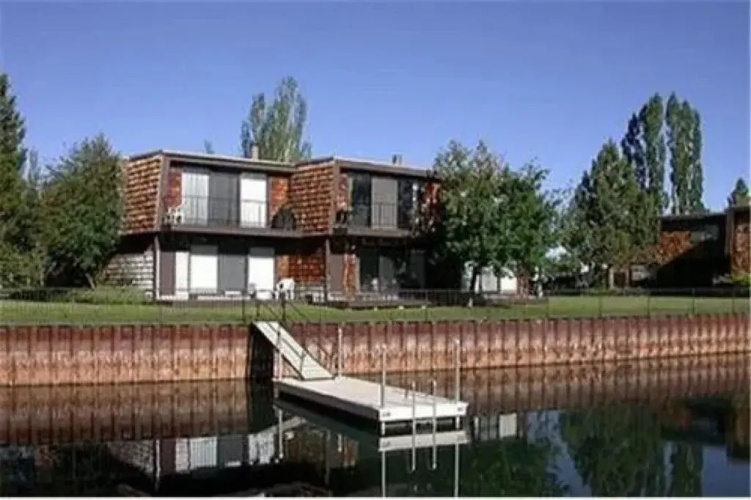 533 Emerald Drive