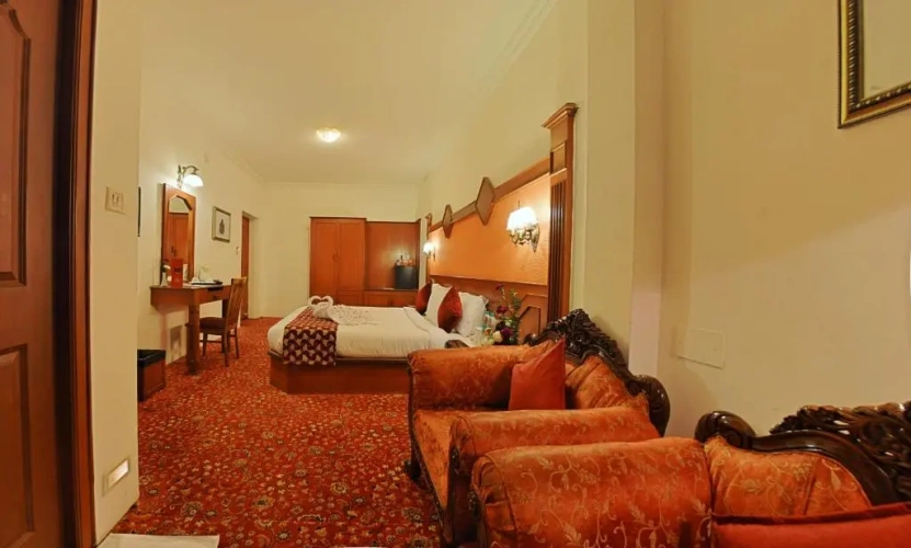 Double Suite