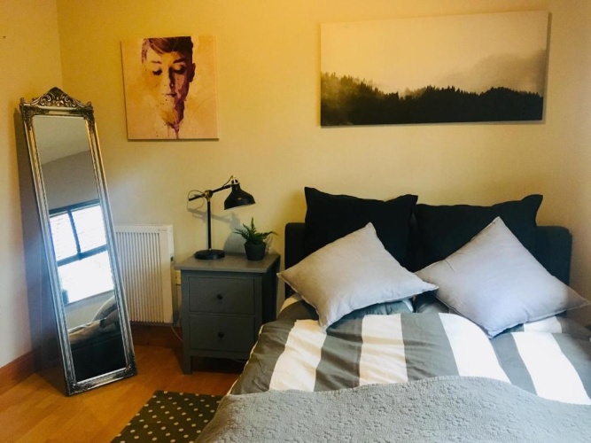 3 Bedrooms Cottage