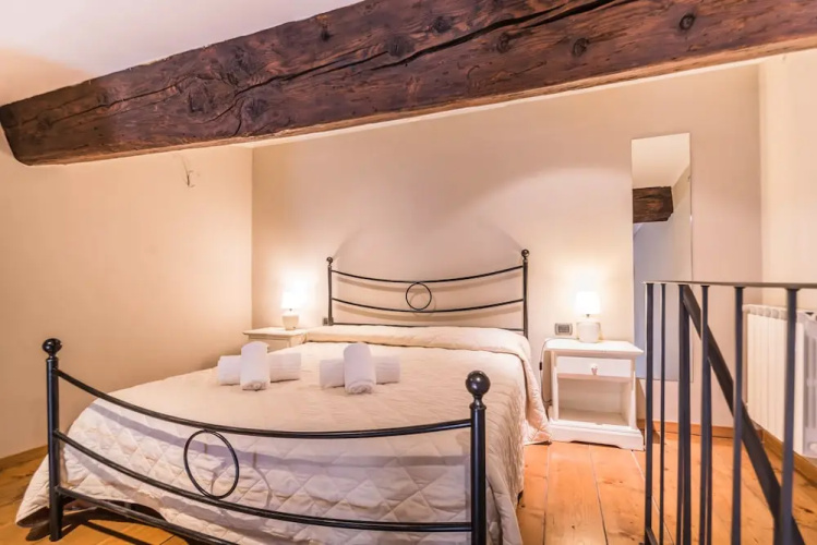 A Few Steps to The Duomo Upscale 2BD Apt