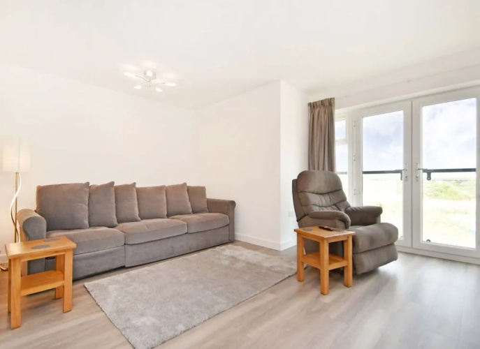 Ebbsfleet International Apartment