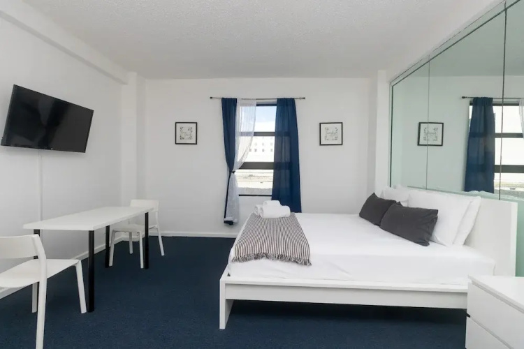 306 Studio Hollywood Beach