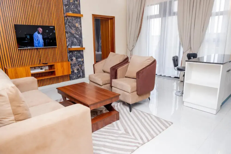 Q-Plus Apartments