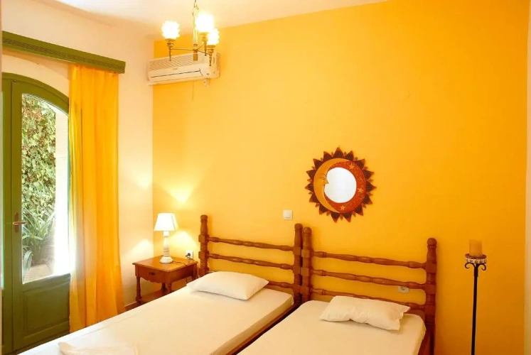 1 Bedroom Apartment with garden view