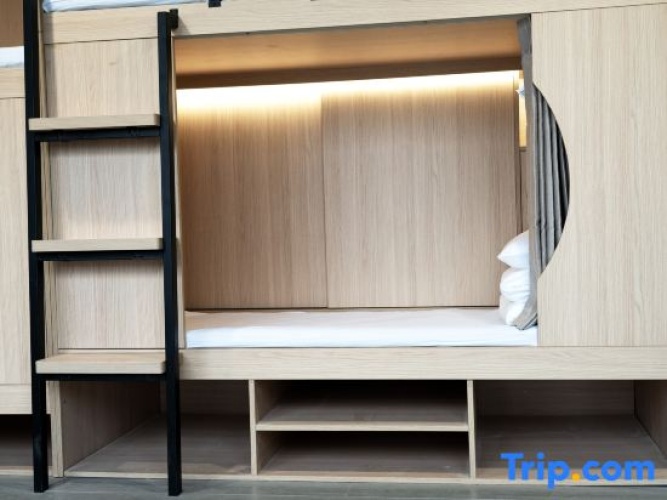 Bed in Dorm (female dorm)