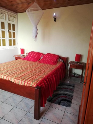 3 Bedrooms Apartment