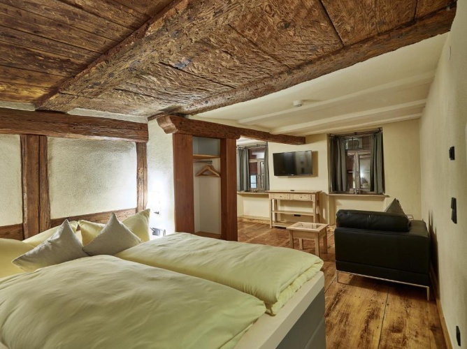 1 Bedroom Double Apartment