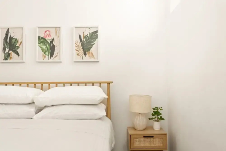 Coastal 2-bed Apartment Near Beach
