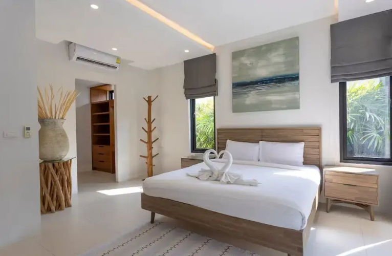 Tropical 3BR Escape Pool Style V90