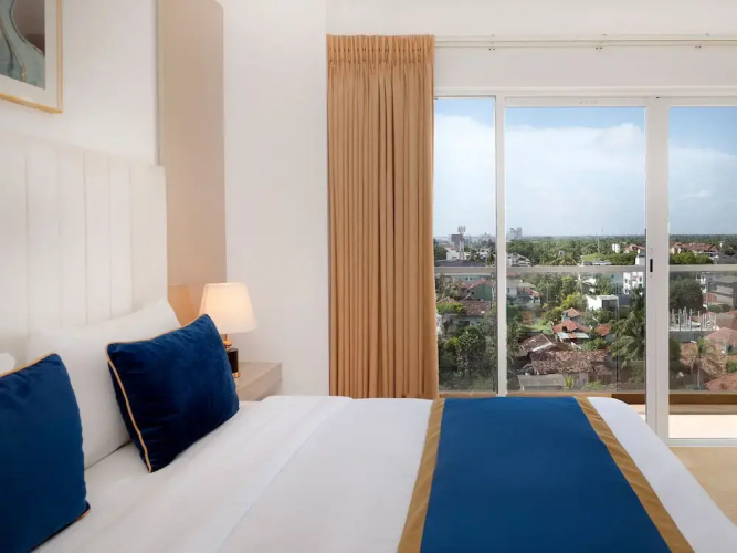Corundum Breeze Negombo