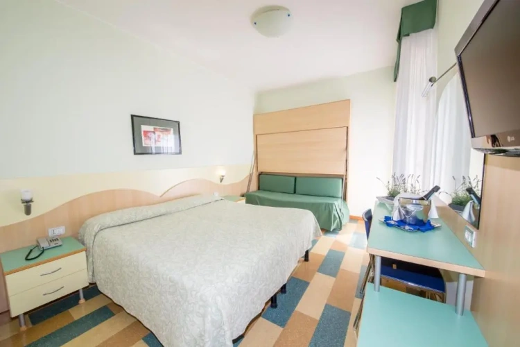 Standard Double room with sea view