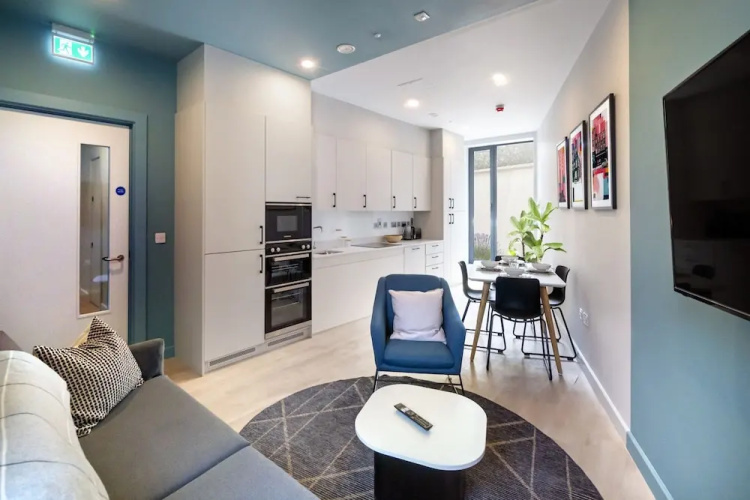 Stoneybatter Place Summer Accommodation