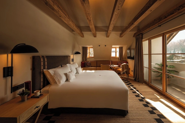 Deluxe Double room with mountain view