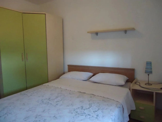 Apartment Take a Look