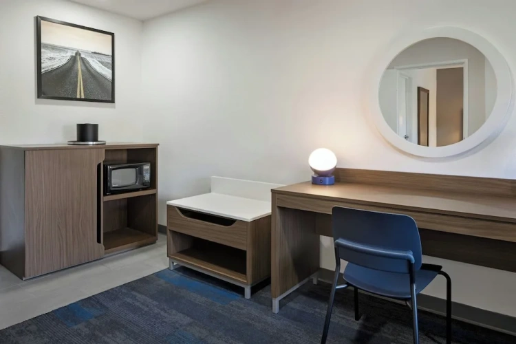 1 Bedroom Suite with balcony