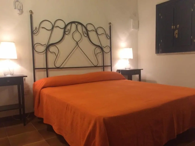 2 Bedrooms Cottage