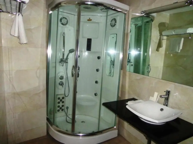 Double Suite