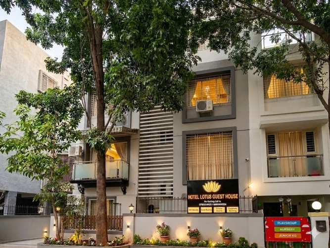 Hotel Lotus Guest House - Pune