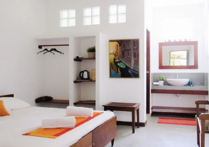 Sayura House