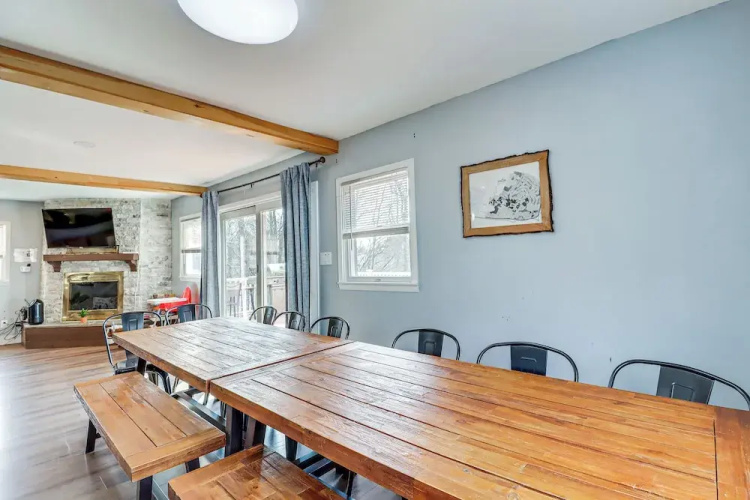 Fire Pit + Game Room: Spacious Poconos Retreat!