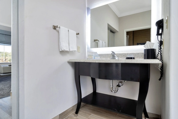 Double Suite