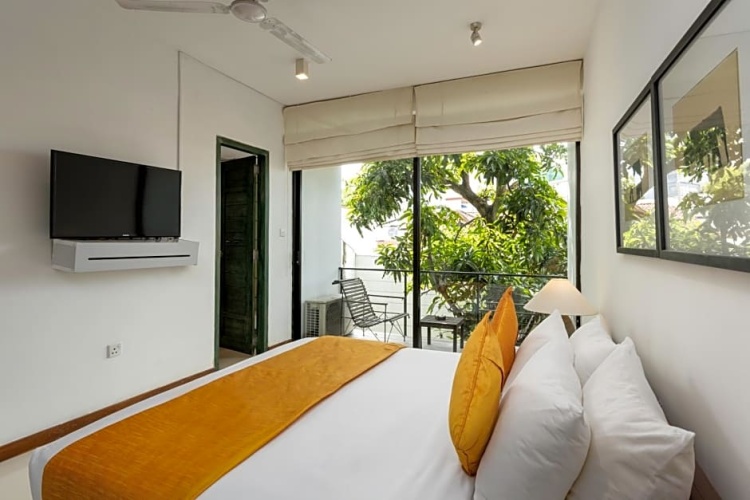 Standard Double room with view