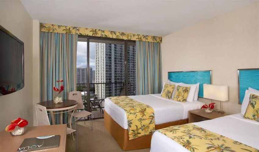 Palms Waikiki #304