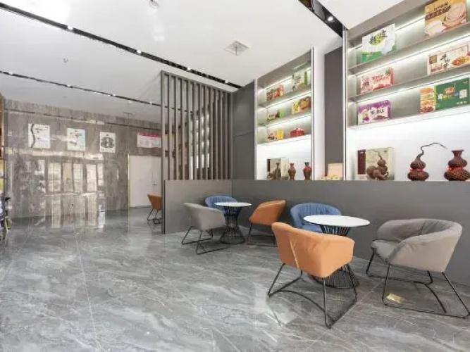 Super 8 Hotel (Linyi Changlin Street)