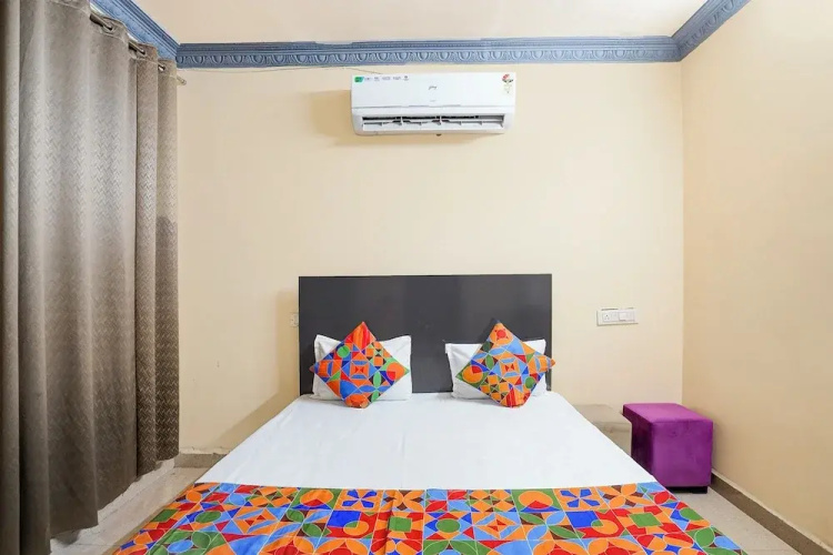 Fabhotel Imperial Blue