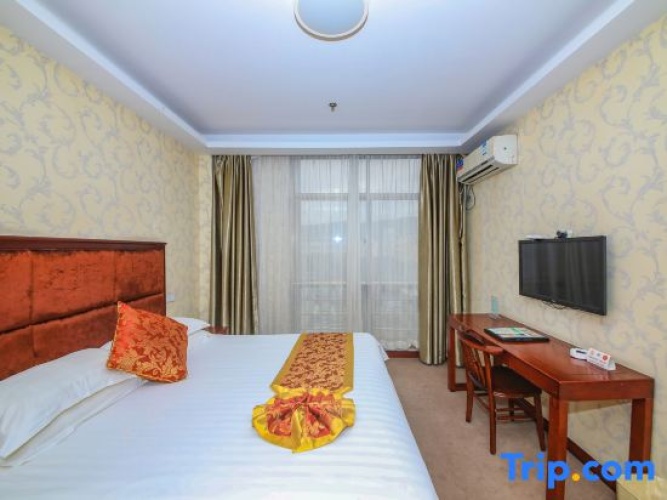 Deluxe Double Suite