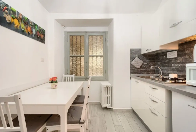 2 Bedrooms Quadruple Apartment