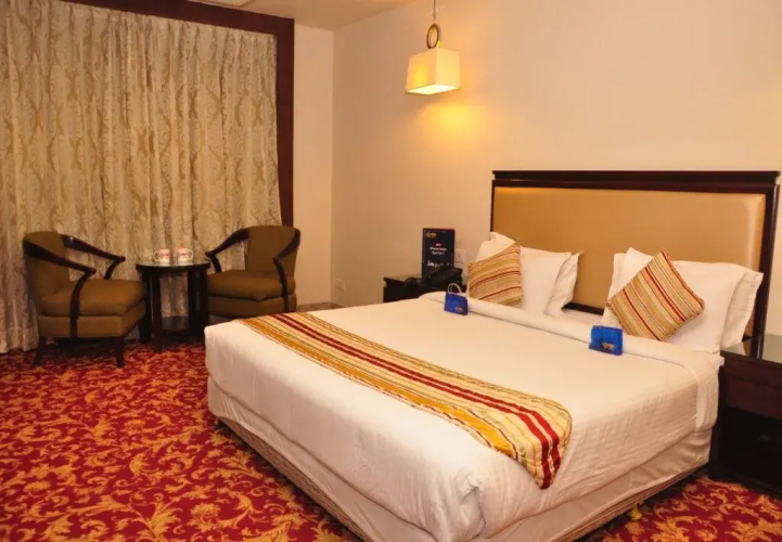 Oyo Premium Lawrence Road