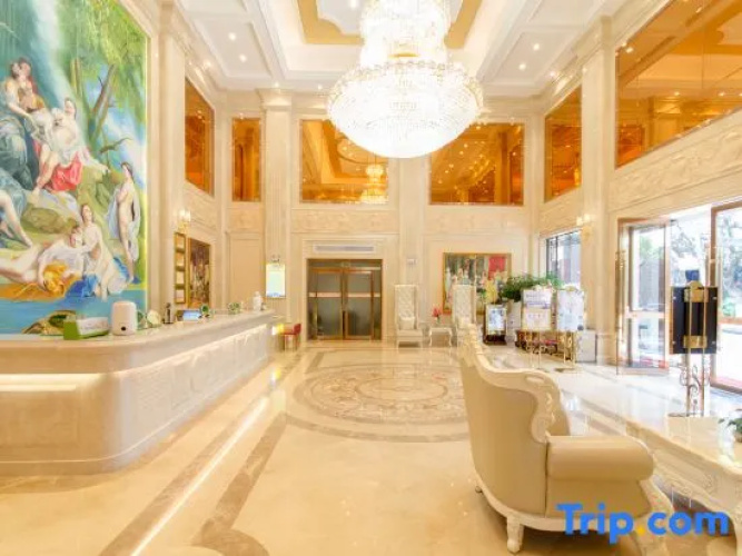 Vienna Hotel (Dali Ancient City)