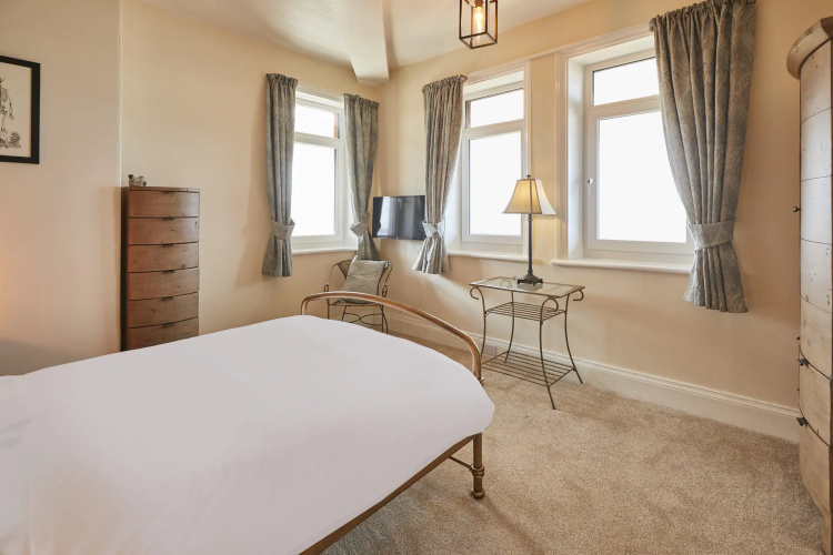 Host Stay The Garret Suite