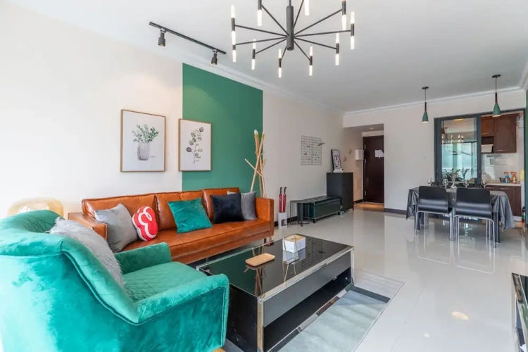 2 Bedrooms Apartment