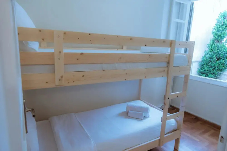 Plaka Apartment