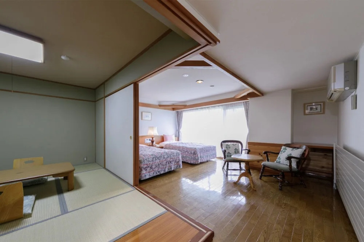 Hotel White Inn Kitashiga