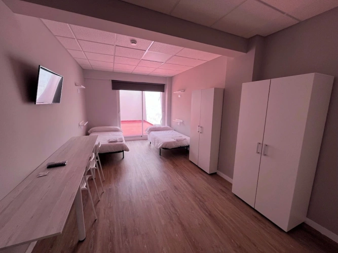 Economy Quintuple room with balcony
