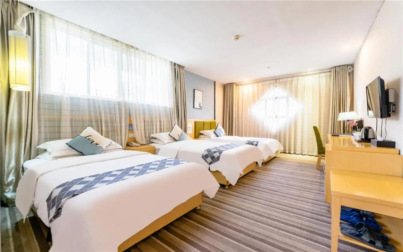 Premium Triple room