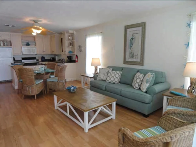 4 Beach Lovers - Unit 1